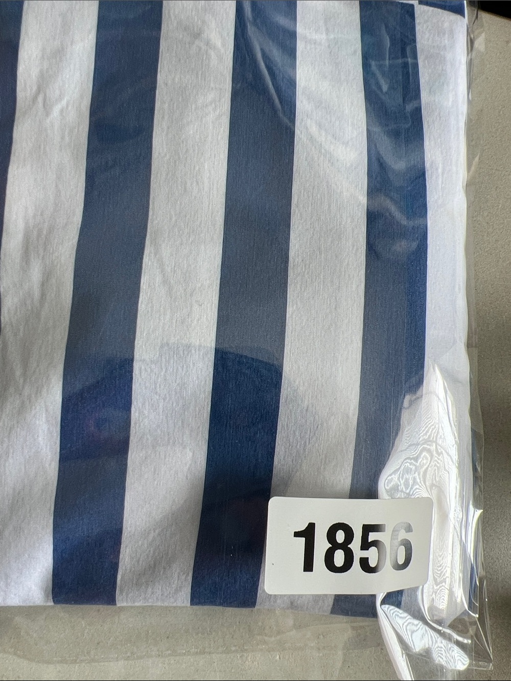 AYR The Deep End Button Down Shirt Marais Blue
Regatta Stripe Size S - Picture 7 of 7
